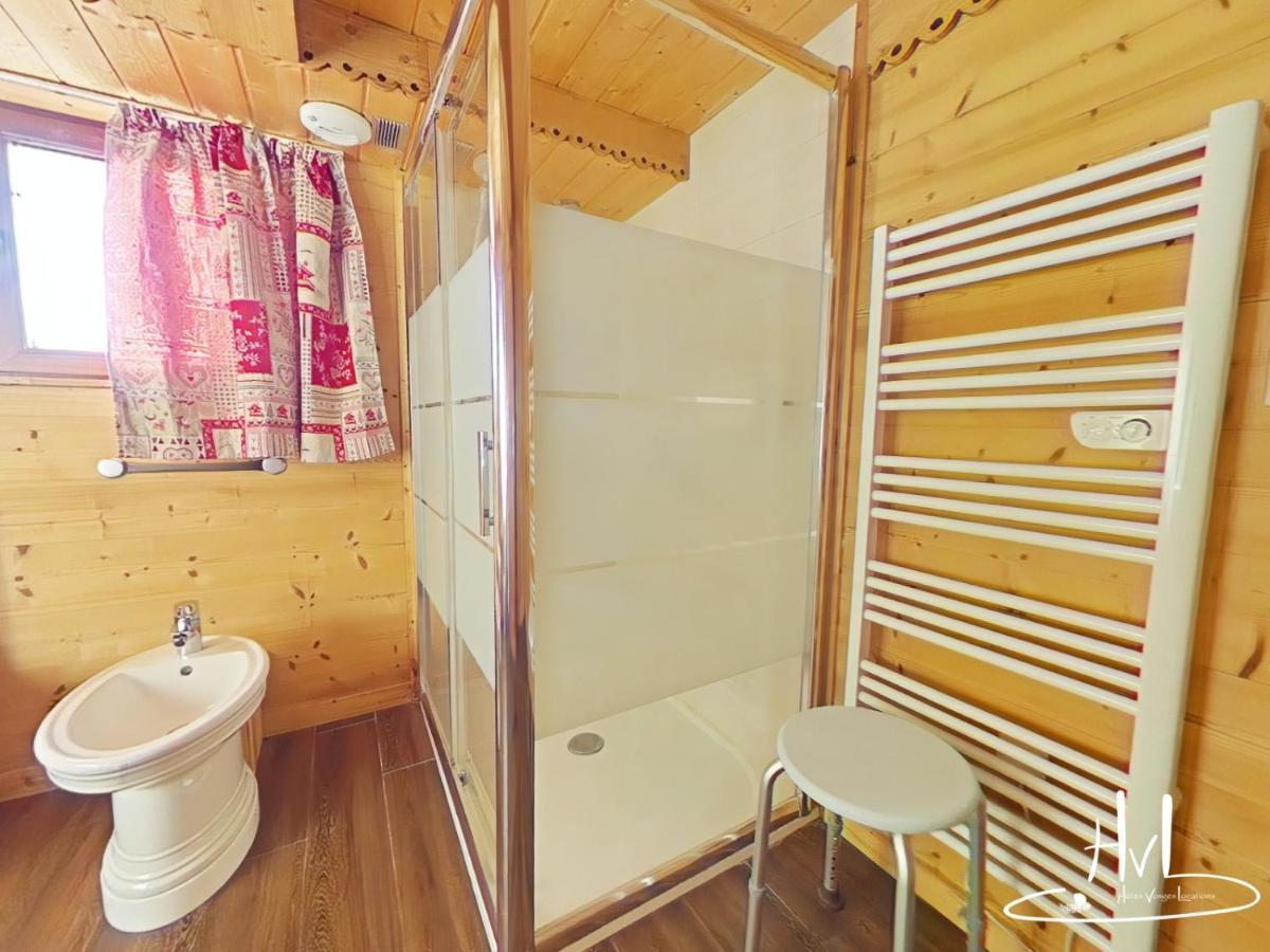 Вилла Chalet Les Trois Vallees Ла-Бресс Экстерьер фото